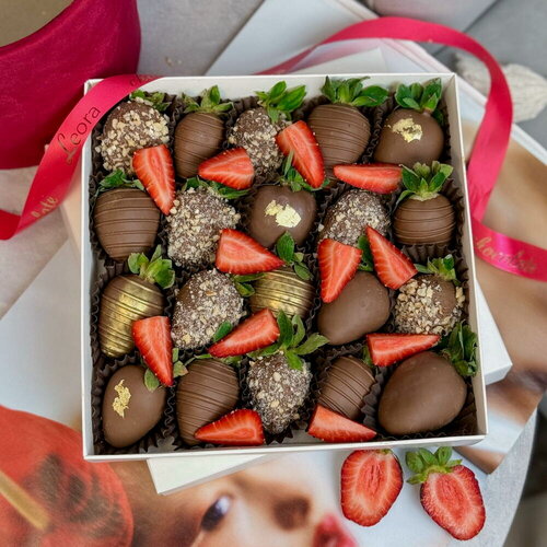 Изображение товара Подарочный набор для женщин. В наборе 25-16 шт. Подарочный набор. 1038N