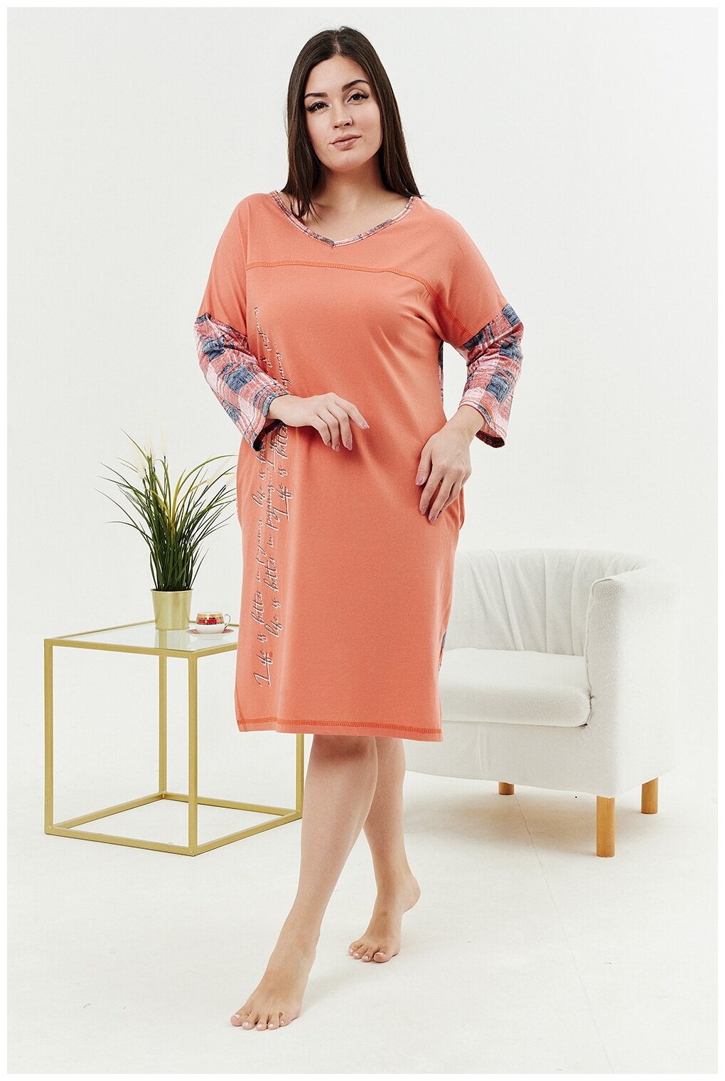 Женское домашнее платье в цвете персик, размер 60 - фотография № 6