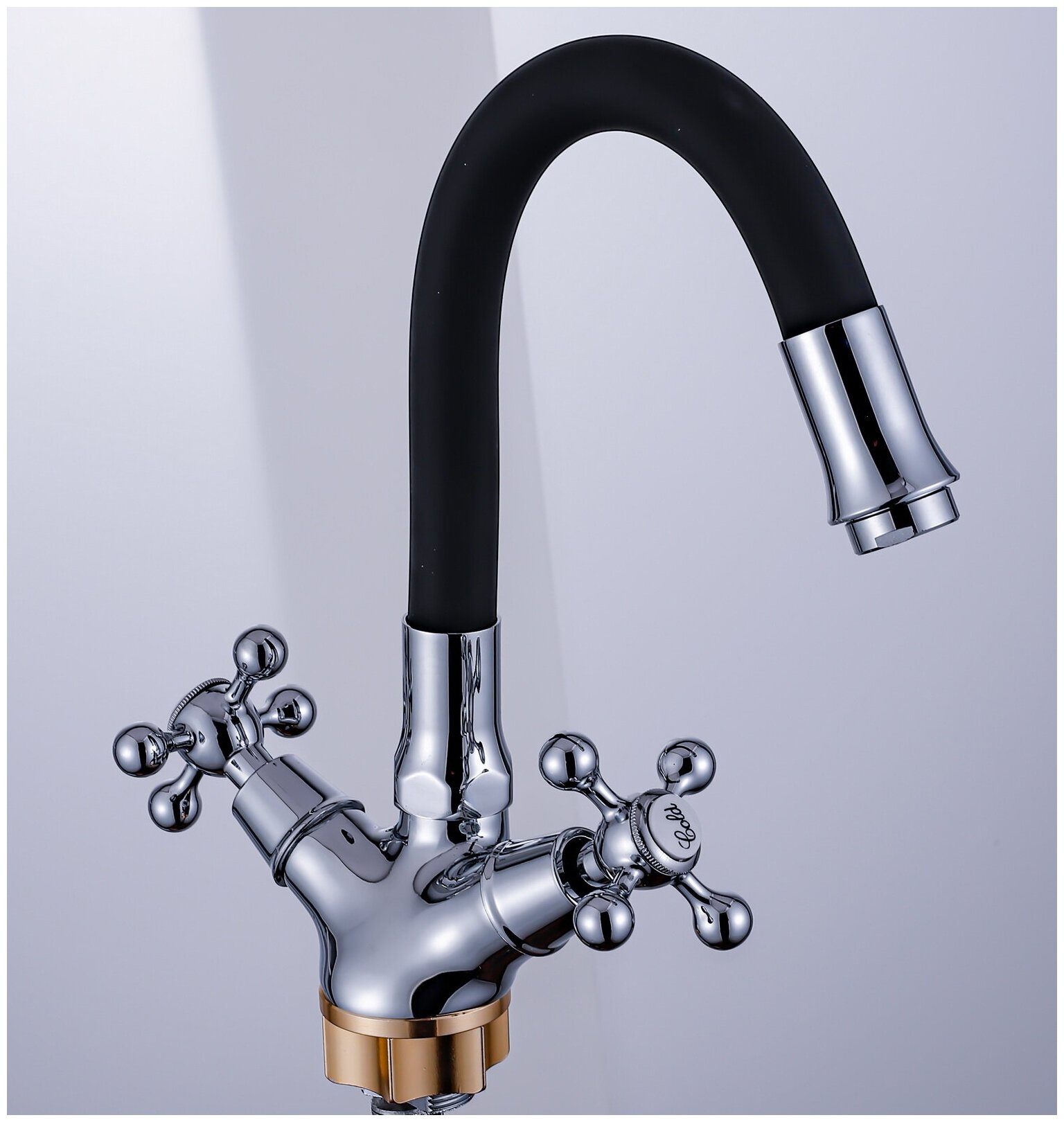 фото Смеситель на раковину Potato P58065-6 с гибким чёрнымизливом, керамическая кран-букса, хром, крепление гайка