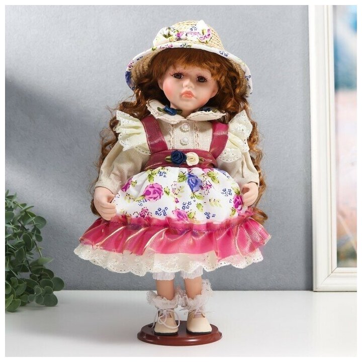 Кукла коллекционная керамика "Женечка в платье с цветами, в соломенной шляпке" 30 см