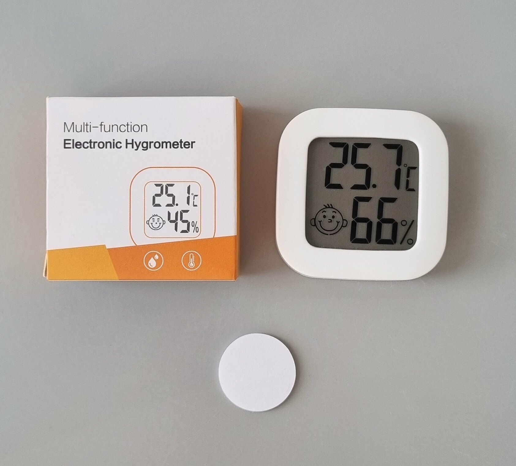 Термометр-гигрометр цифровой для дома, дачи, теплицы, террариума / Гигрометр термометр - измеритель влажности и температуры (цифровая метеостанция) - фотография № 4