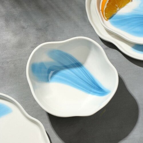 миска неровный край дорого внимание синяя Дорого внимание Салатник керамический неровный край «Разводы», 600 мл, 17 см, цвет белый