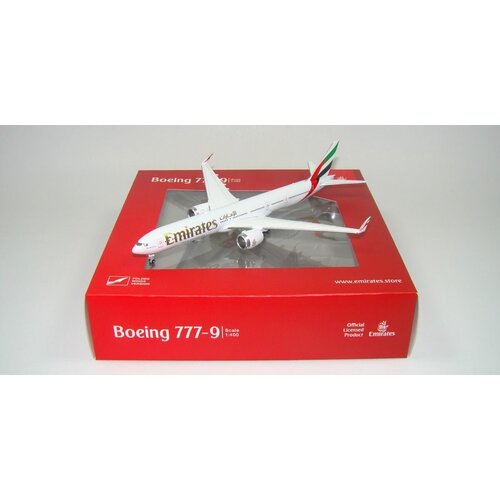 Модель самолёта Boeing 777-9 Emirates (сложенное крыло) 1:400