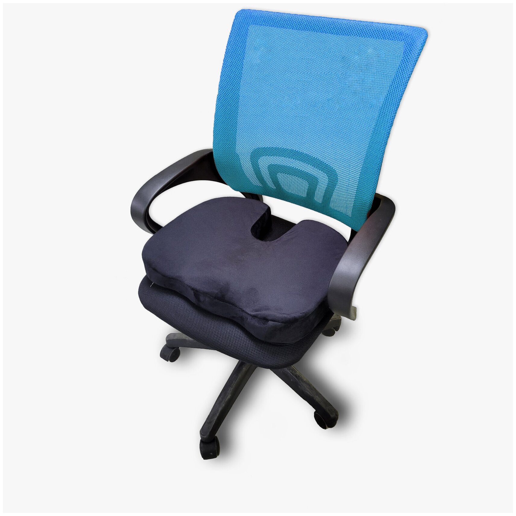 Ортопедическая подушка для сидения OSTEOM - подушка с эффектом памяти на стул / на кресло / в автомобиль. 35х45х7см. Цвет - черный велюр. - фотография № 5