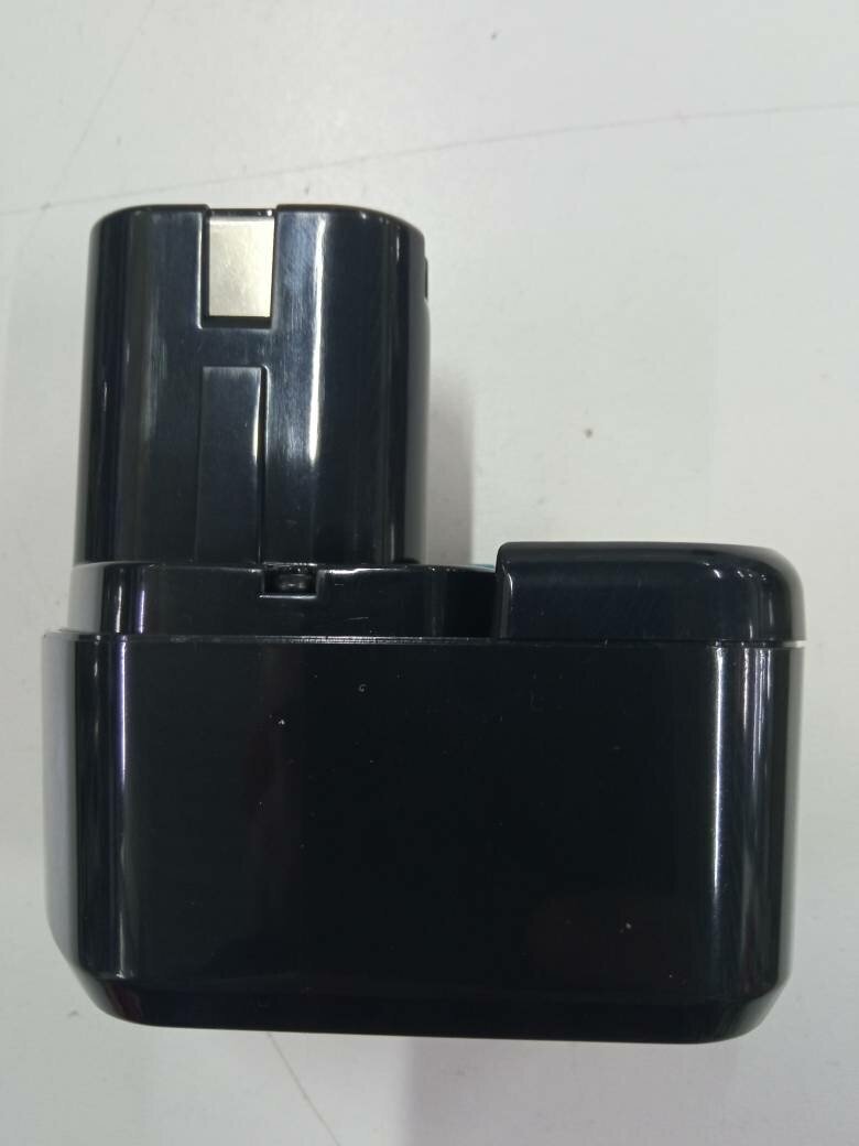 Аккумулятор для шуруповерта Хитачи 12V - 2.0Аh - фотография № 3