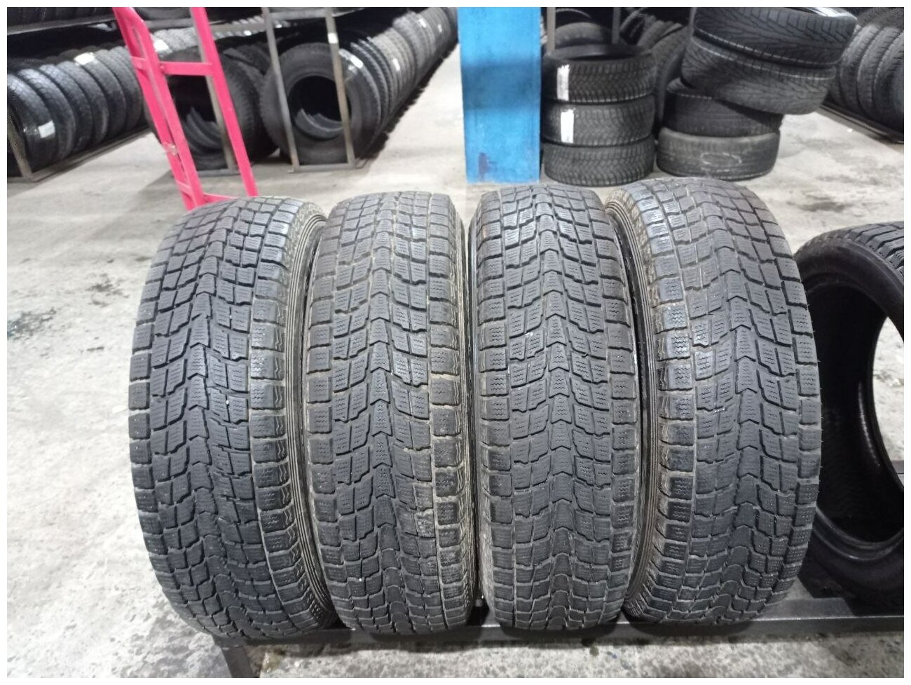 Dunlop Grandtrek SJ6 225/65 R17 БУ Шины Зимние