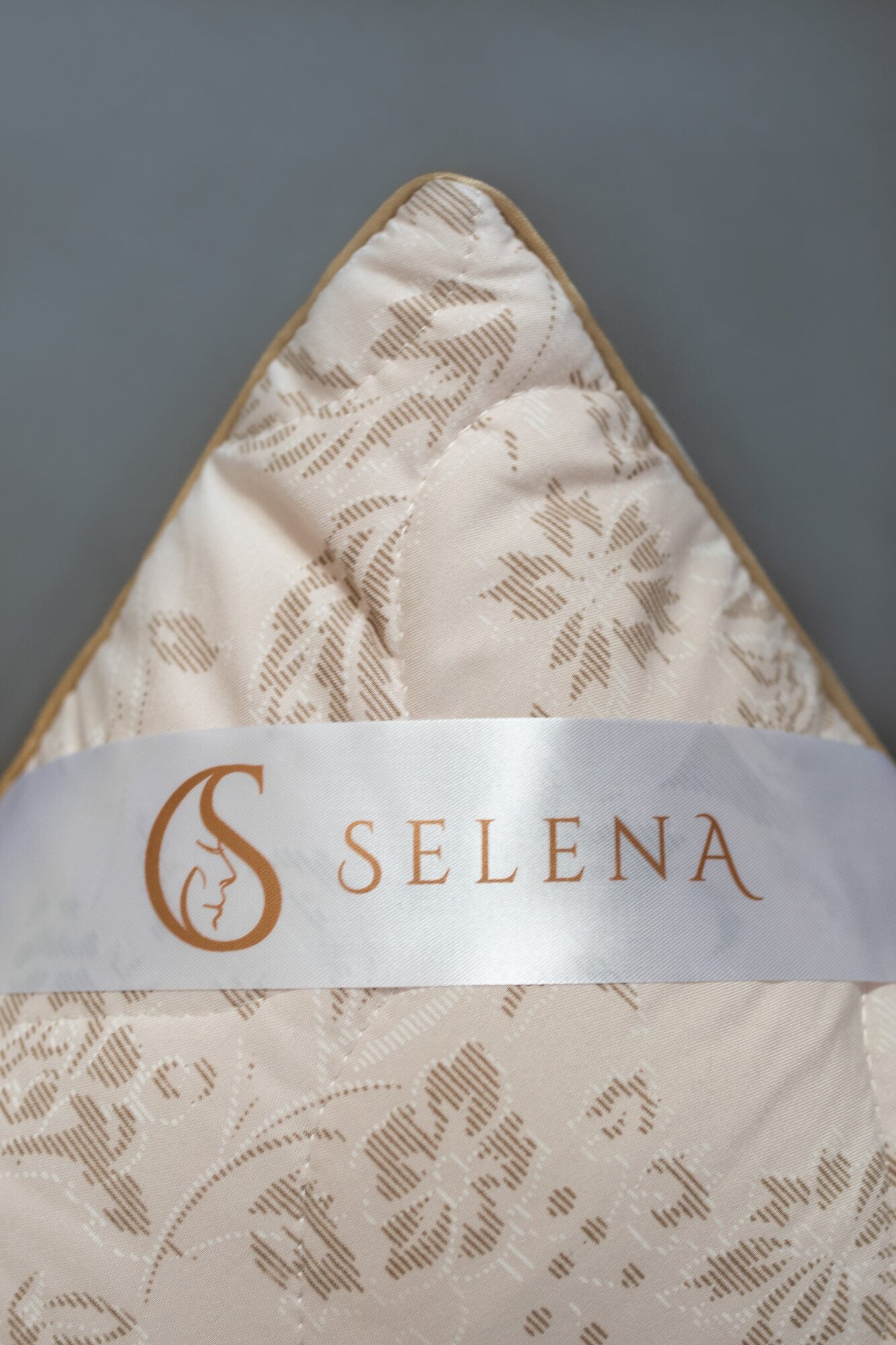 Подушка SELENA Elegance Line SAND, 70x70 см, Поплекс, 100 % п/э - фотография № 5