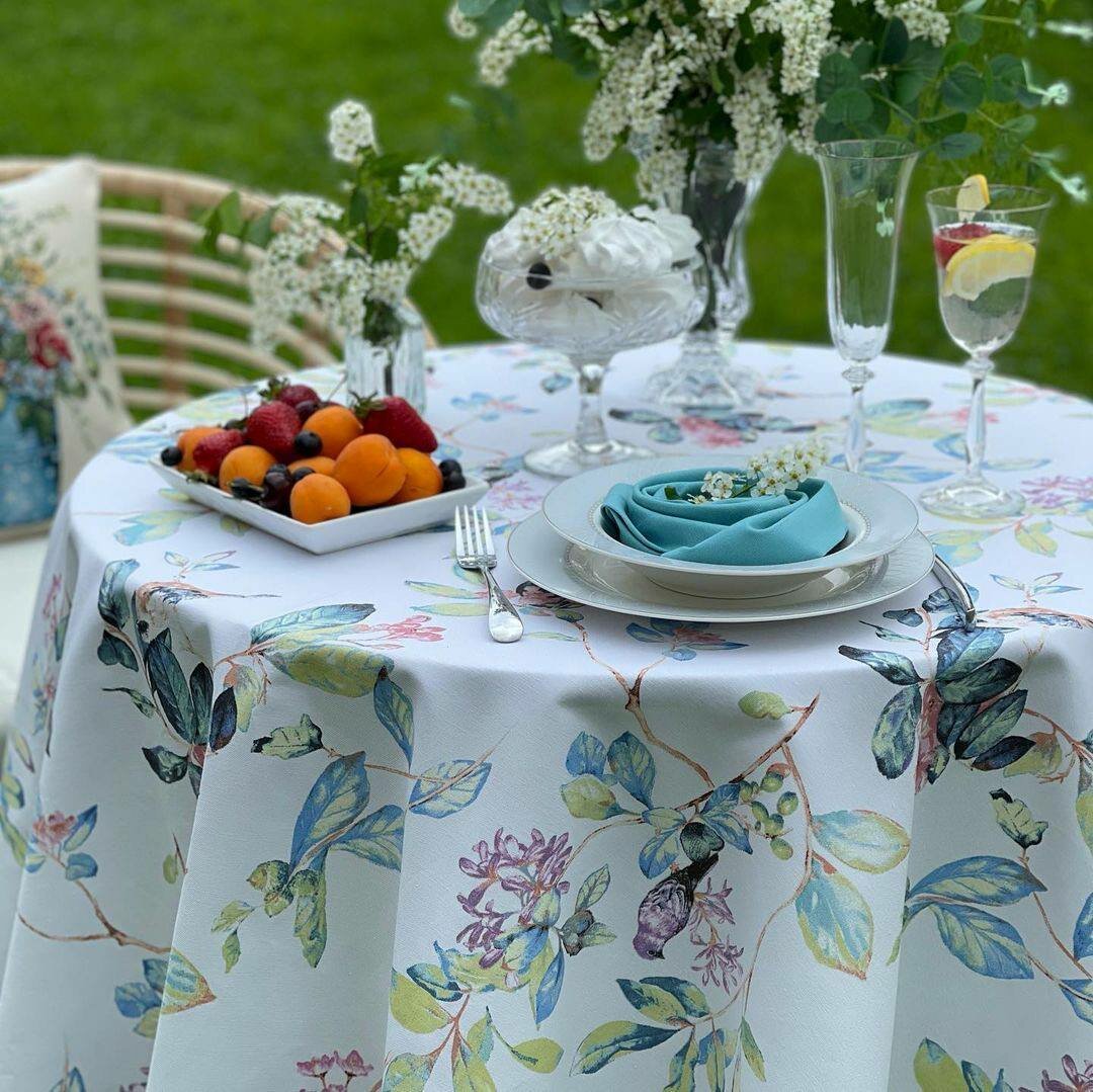 Скатерть 122х127 грязи и водоотталкивающая с тефлоновым покрытием