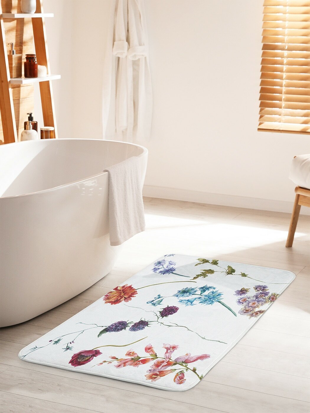Коврик для ванной комнаты и туалета противоскользящий JoyArty "Цветочный подбор" 60х100 см