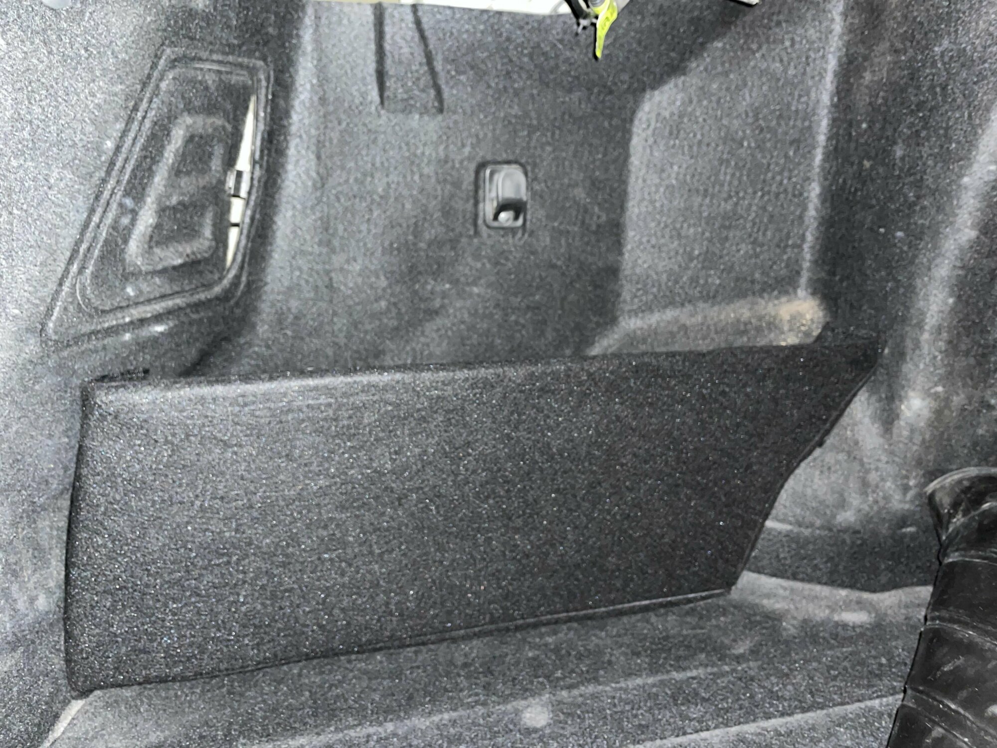 Органайзер в багажник для автомобиля Daewoo Gentra. Багажные карманы для Дэу Джентра. Одна панель только в левую нишу