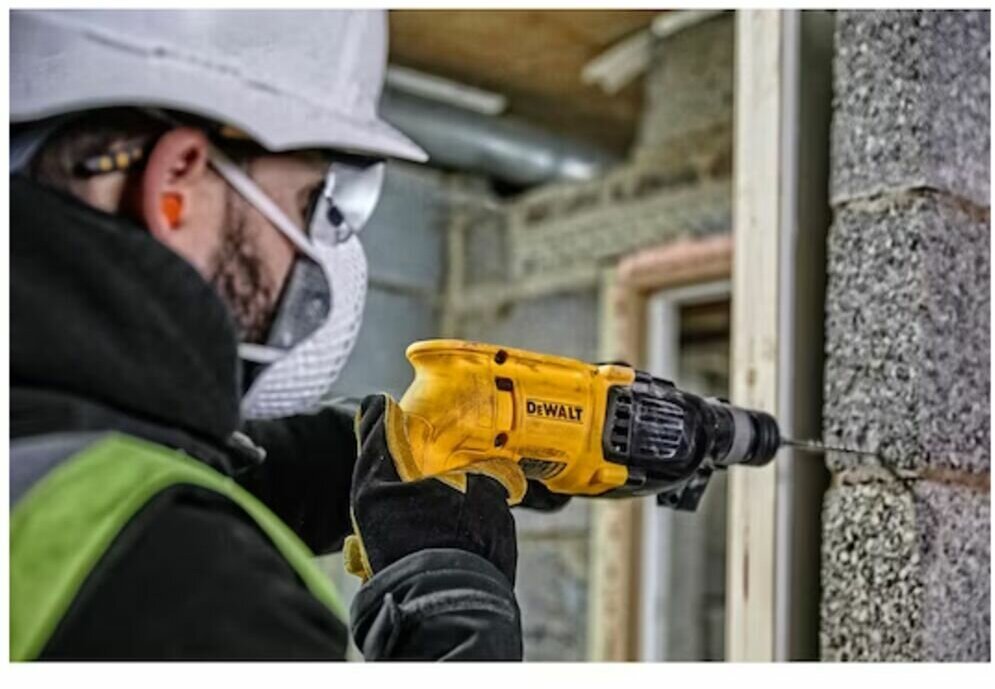 Перфоратор DeWALT D25033K - фотография № 8