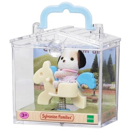 Игровой набор Sylvanian Families Младенец в сундучке. Собачка на качелях-лошадке