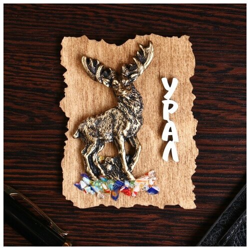 Магнит Олень северный дерево гипс 7х9 см 680₽
