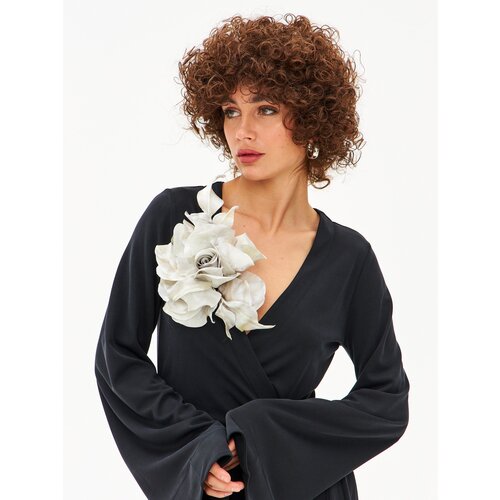 Брошь Svetlana Shtefan, белый amberholl красивая серебряная брошь с натуральным янтарём вишнёвого цвета роза