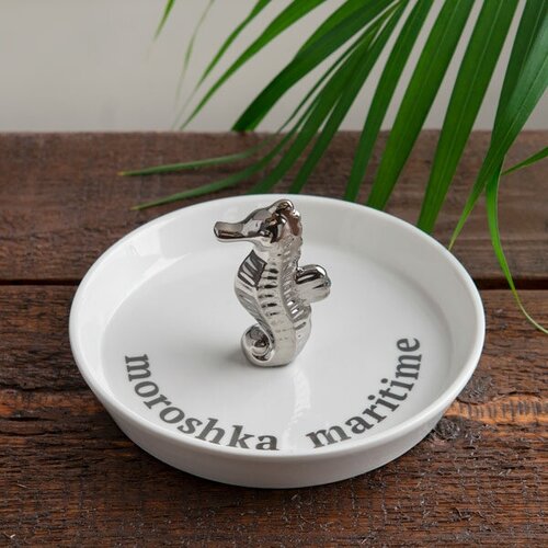 Подставка для украшений Moroshka 14х7х14 см белый 810₽