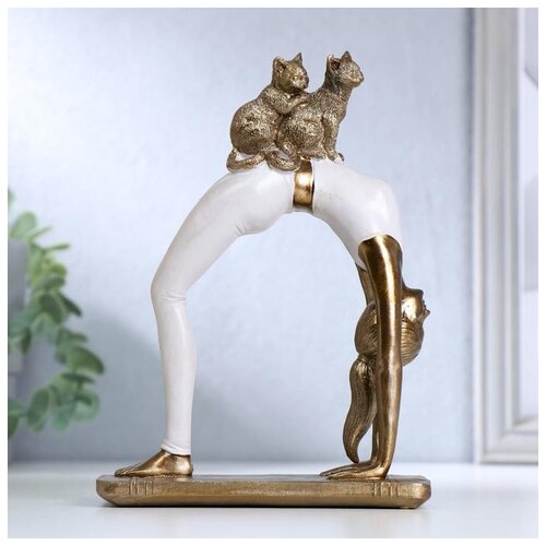 фото Сувенир полистоун "девушка в позе колеса, с кошками" розовый 18,5х13х6,8 см 4838320 сима-ленд