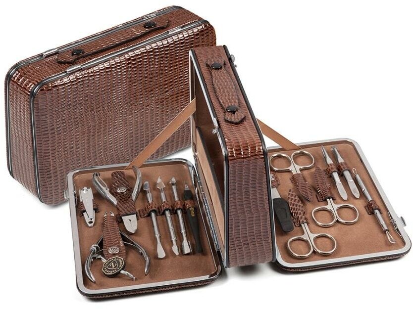 Маникюрный набор-чемодан 14 предметов Zinger MS-BC-830-S коричневый - фото №1