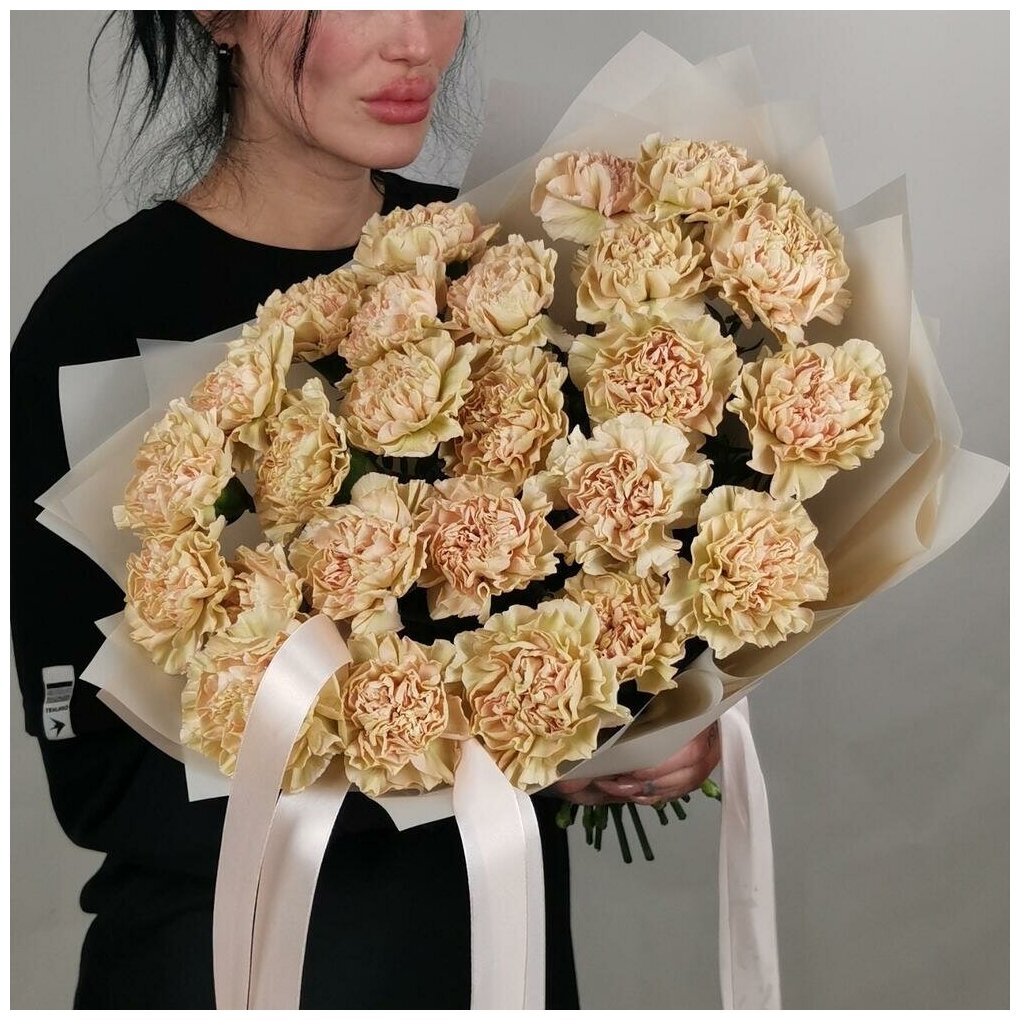 Букет из 25 карамельных гвоздик. Букет 385 Kimbirly Flowers