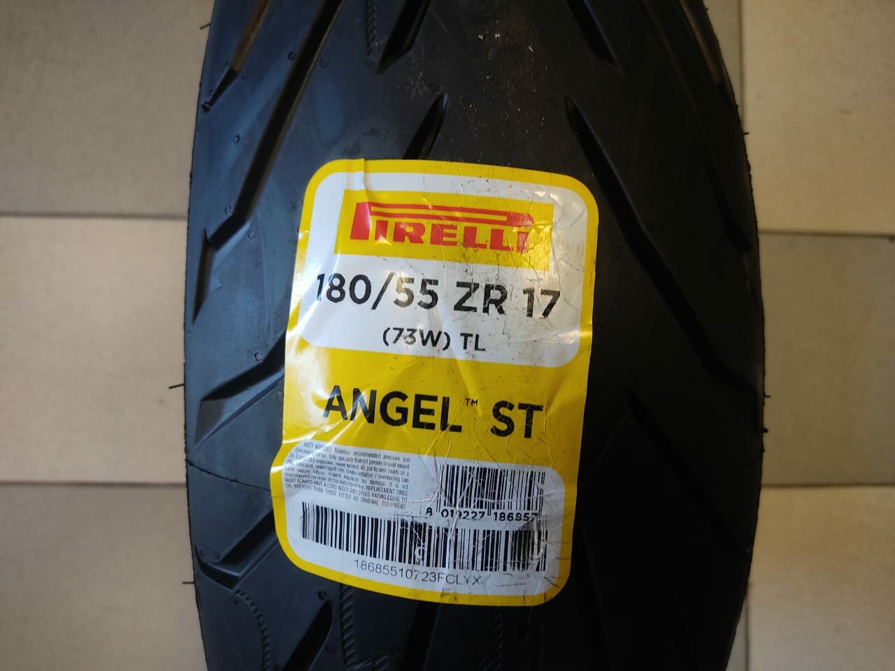 Шина для мотоцикла Pirelli Angel ST задняя