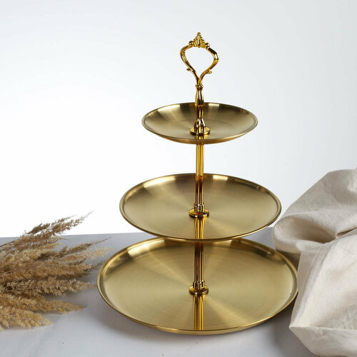 Ваза для фруктов и конфет золотая 3-ярусная 12 х 20 х 26 см 1319₽