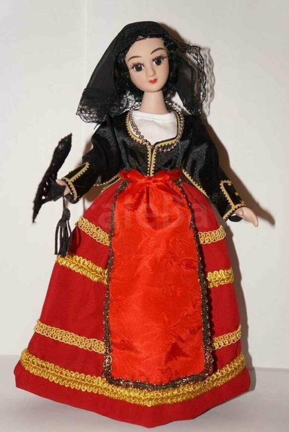 Кукла фарфоровая, Кукла в испанском свадебном костюме (Мария)