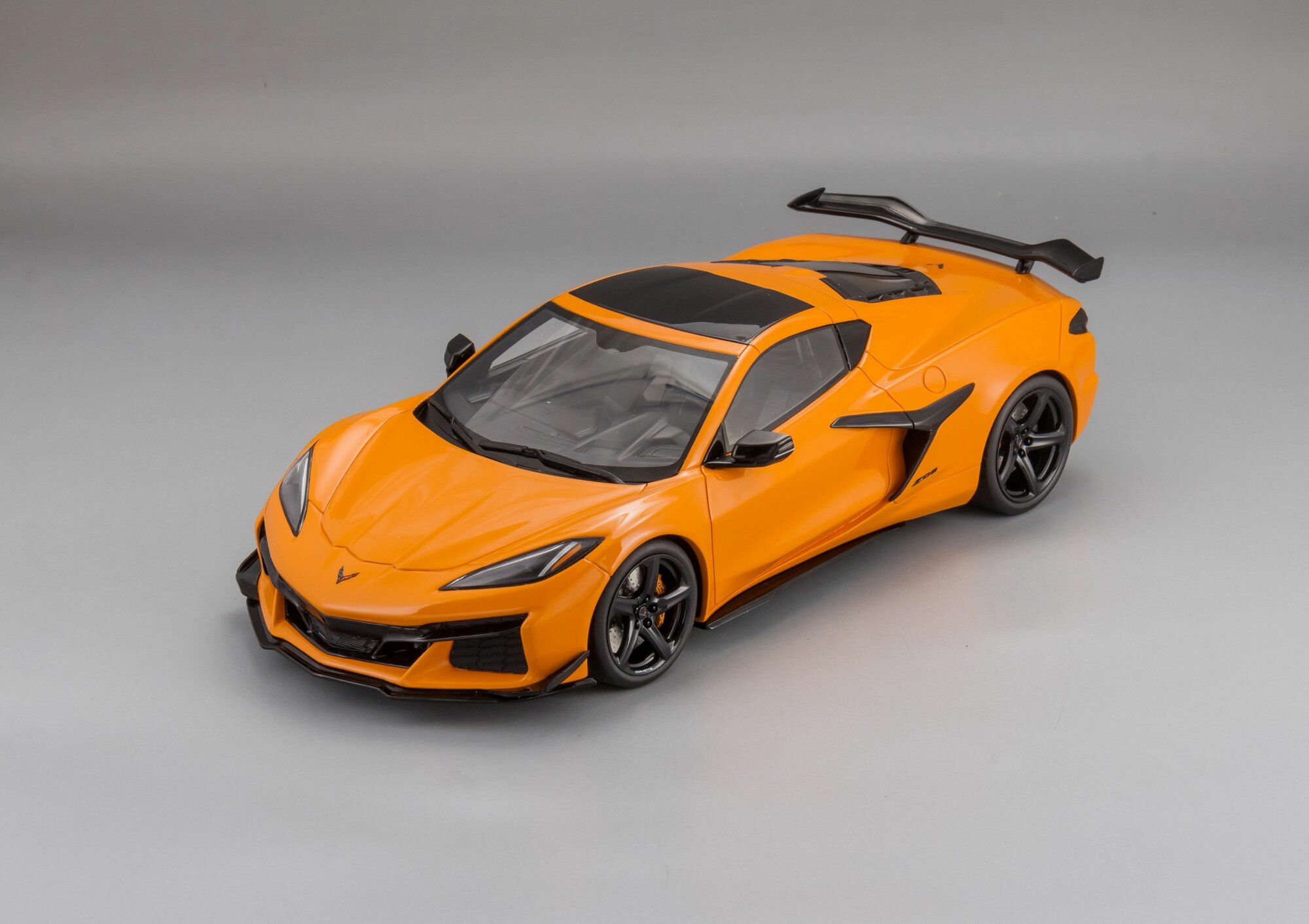 1:18 Chevrolet Corvette C8 Z06 - 2023, Коллекционная масштабная модель от GT Spirit