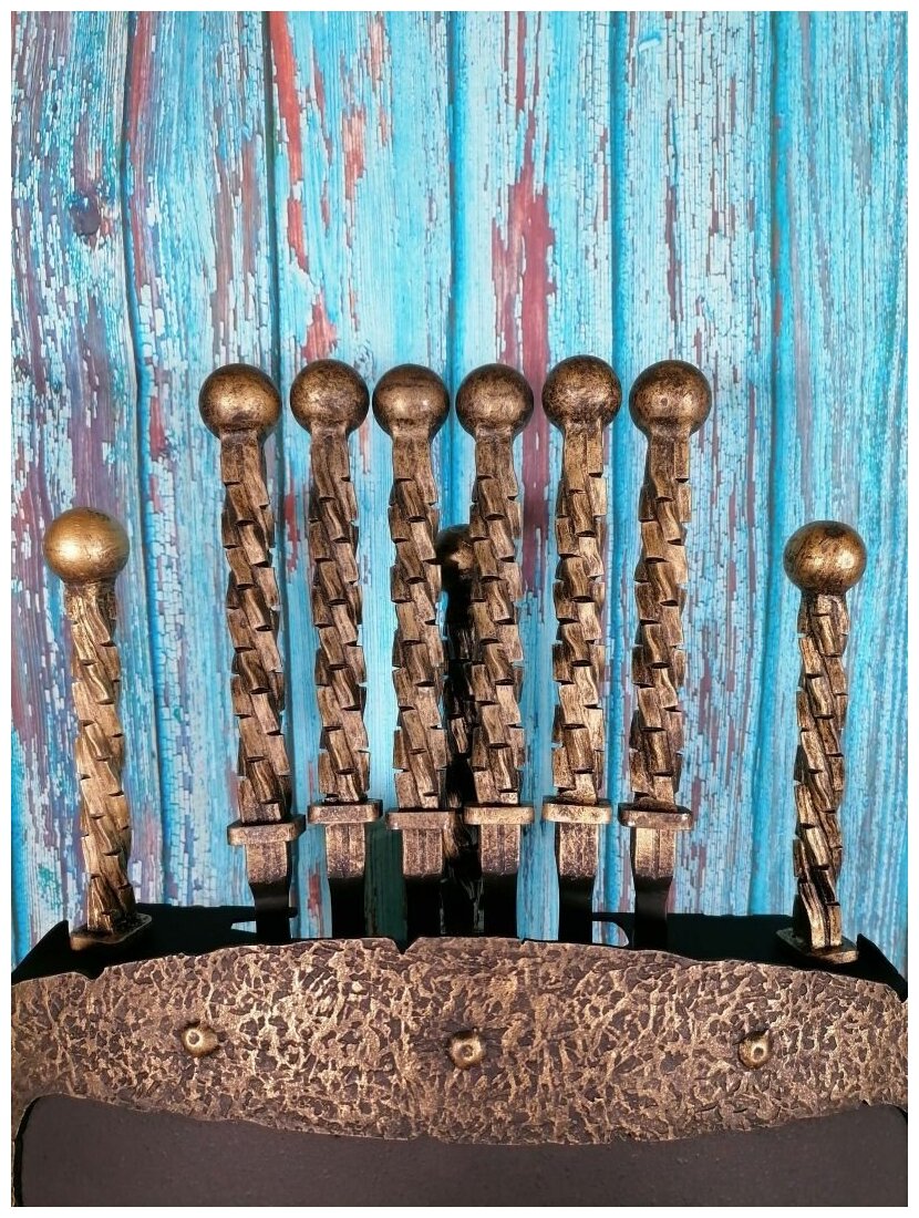 Каминный набор Щит-подставка Барс на 6 шампуров Бештау - фотография № 2