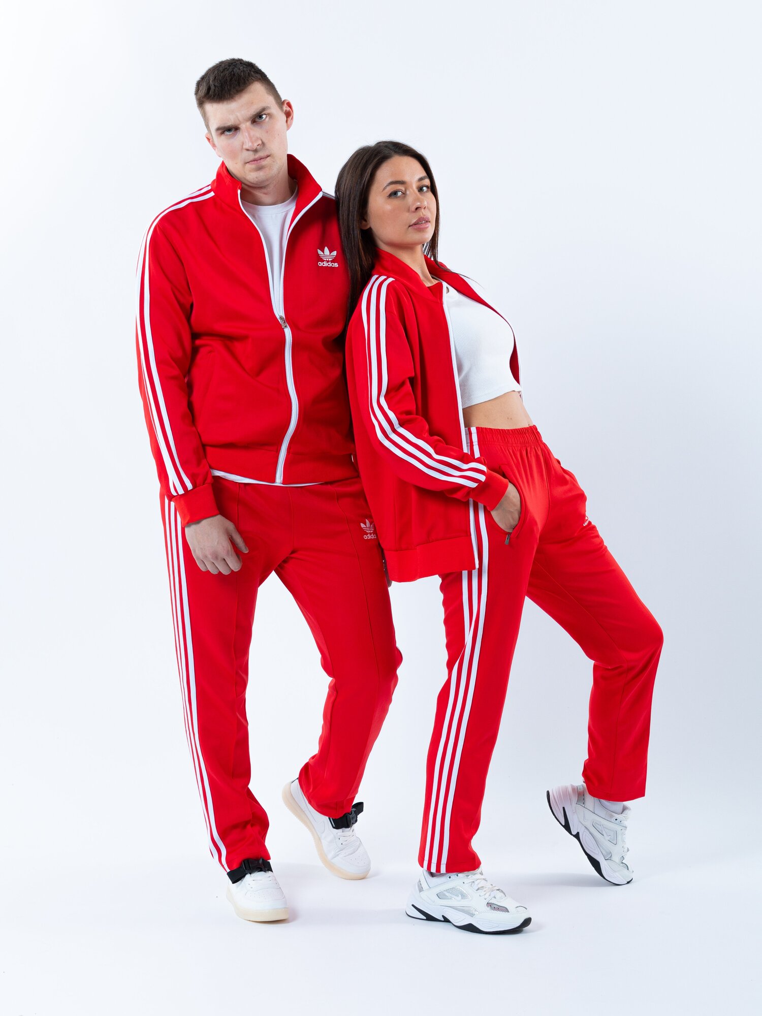 Мужские спортивные костюмы Adidas розового цвета — купить по низкой цене на Яндекс Маркете