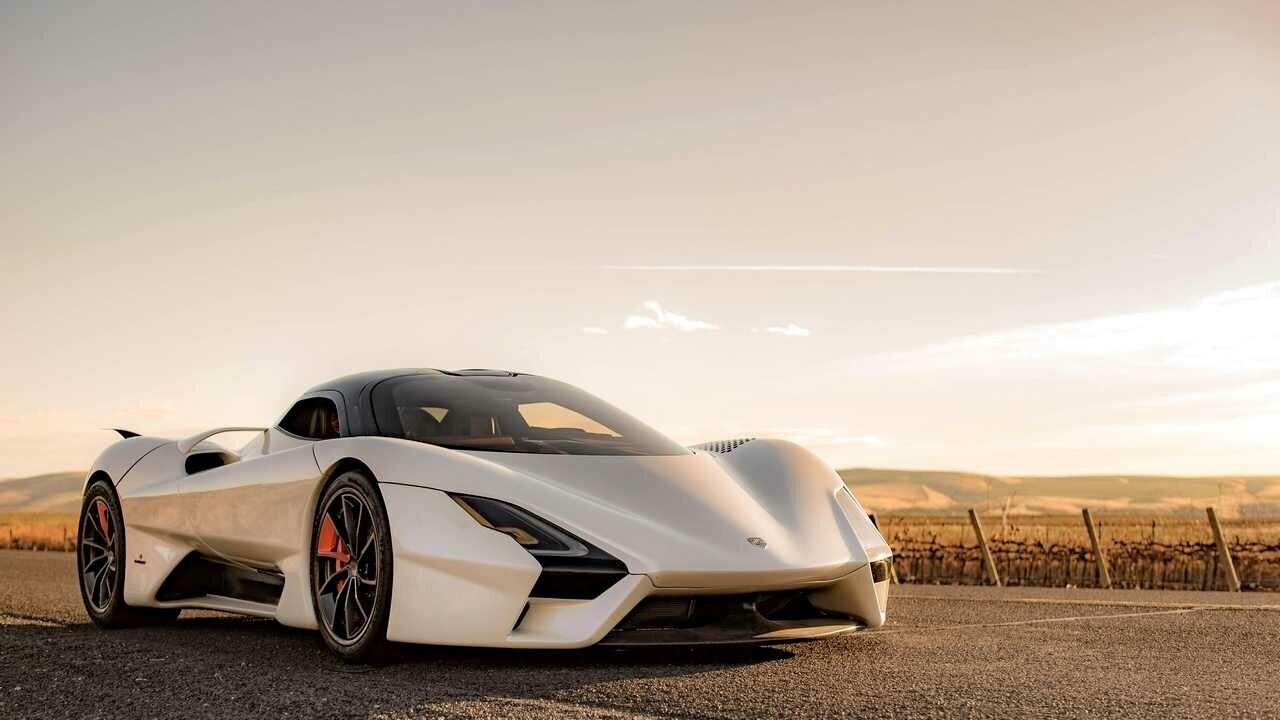 Картина на холсте 60x110 LinxOne "SSC Tuatara" интерьерная для дома / на стену / на кухню / с подрамником