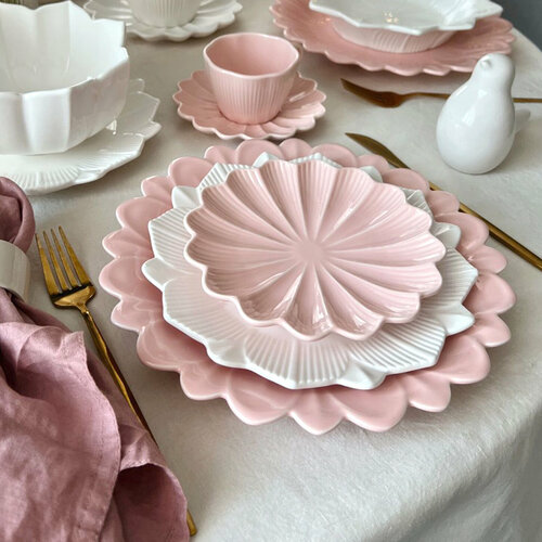 Тарелка обеденная 