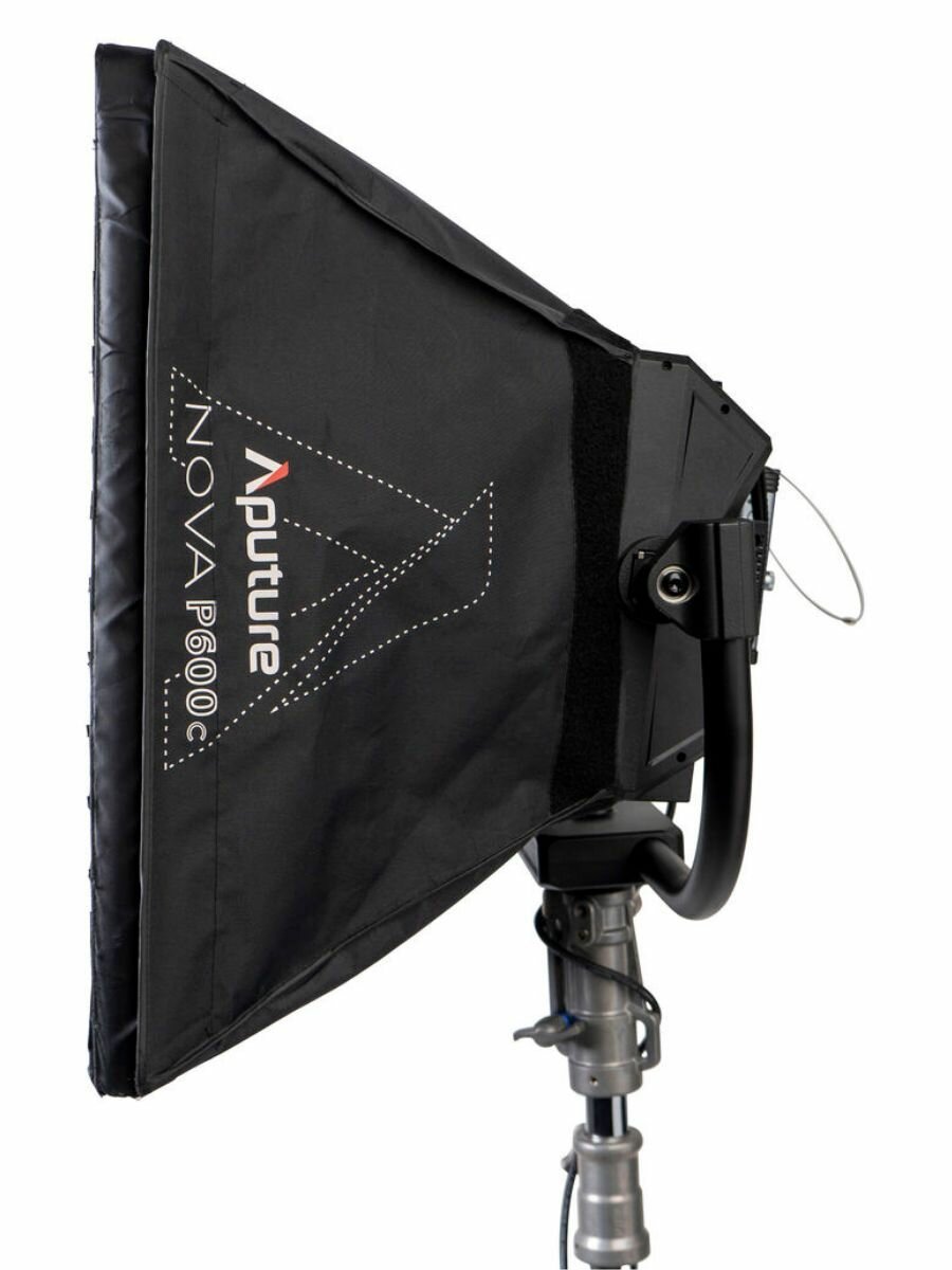 Софтбокс Aputure Nova P600c Softbox — фото 1