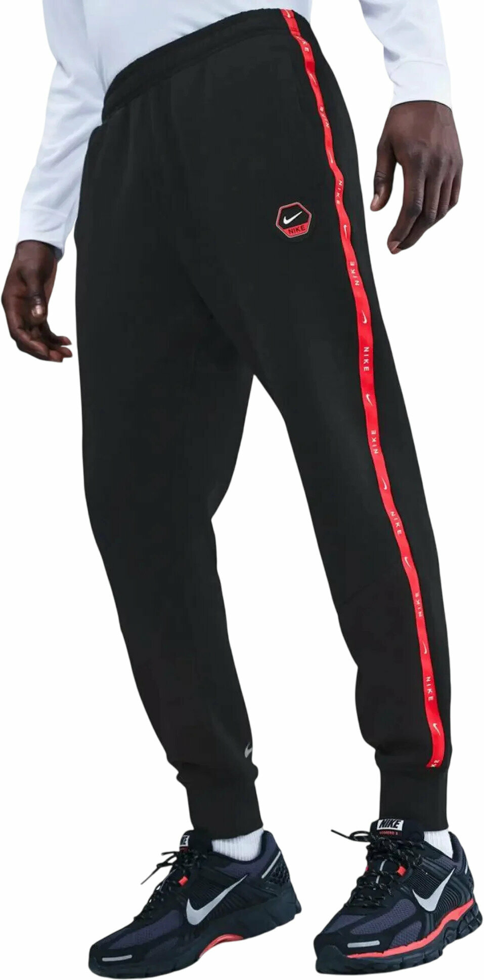 Брюки спортивные NIKE Nsw Cs Jogger Flc Bb, размер XL, черный/красный — фото 1