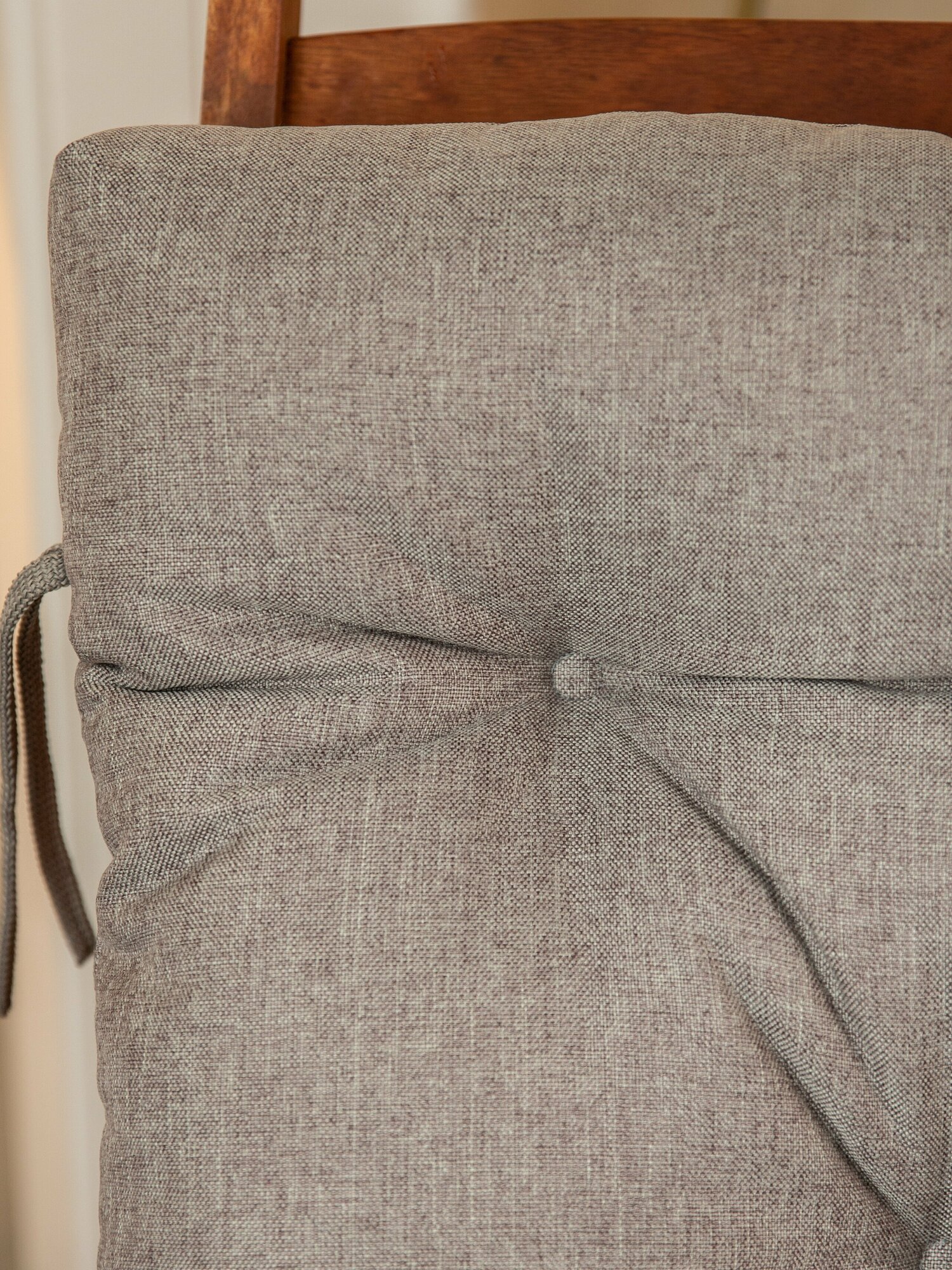 Матрас-подушка на качели, скамейку или подвесное кресло, светло-серая - фотография № 8