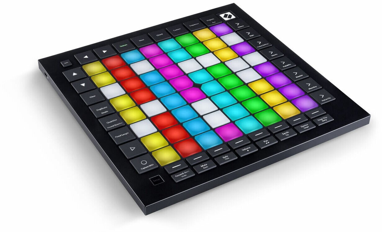 MIDI-контроллер Novation Launchpad Pro MK3