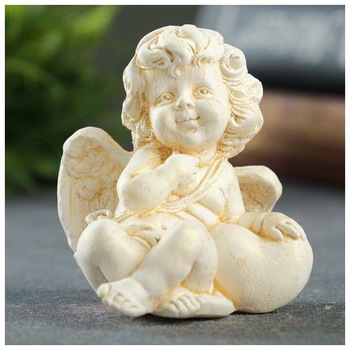 Хорошие сувениры Фигура "Ангел держит сердце" 6х8х7см