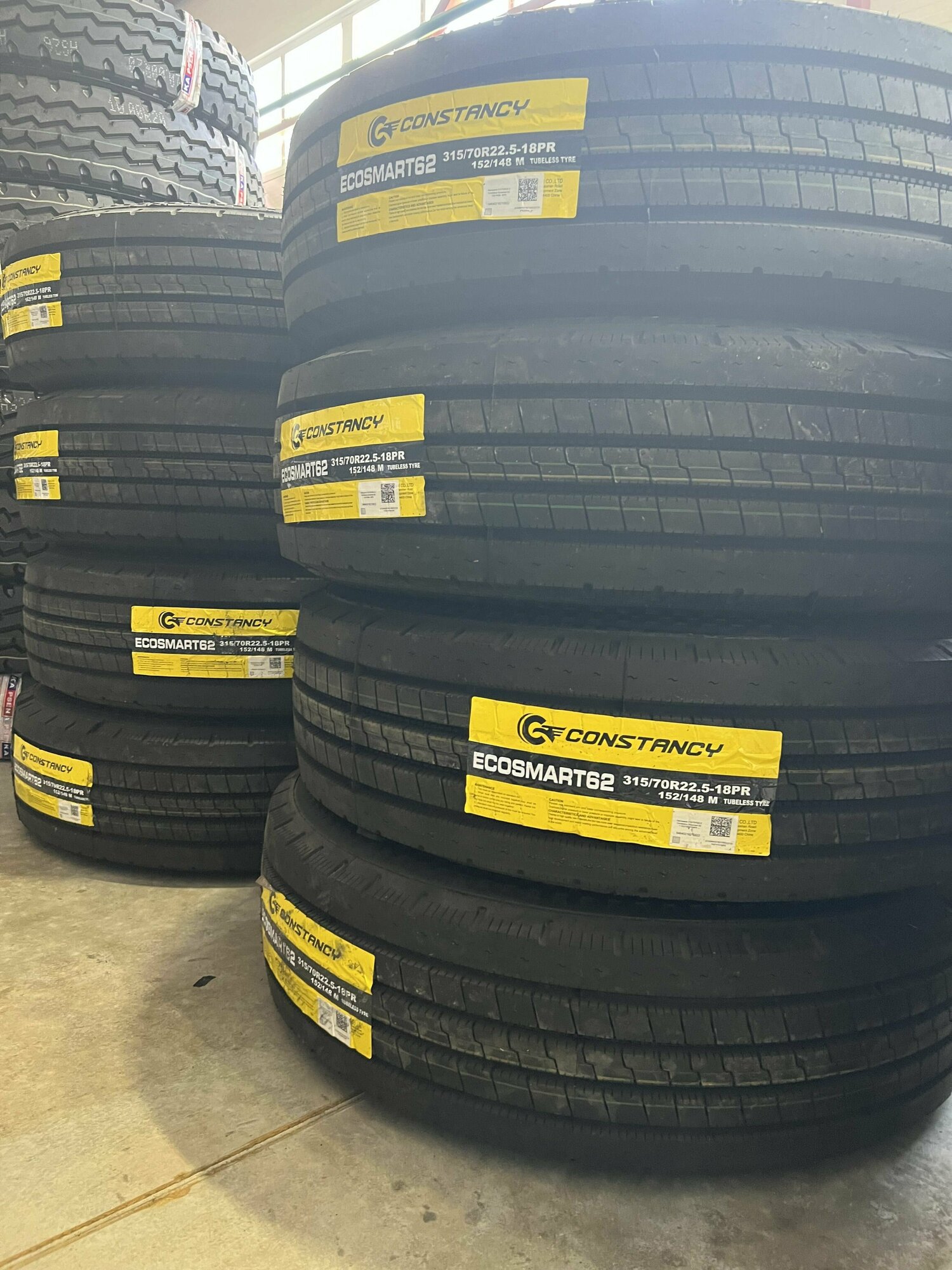 Constancy Ecosmart 62 315/70/R225 152/148M 18PR