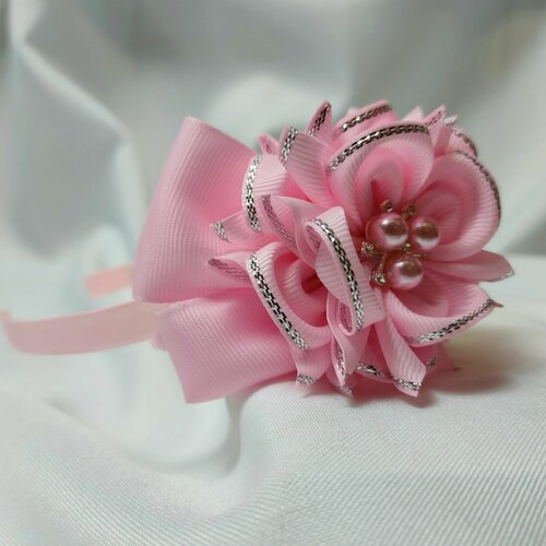 Ободок для волос ручной работы, нарядный, цвет розовый с люрексом цветок