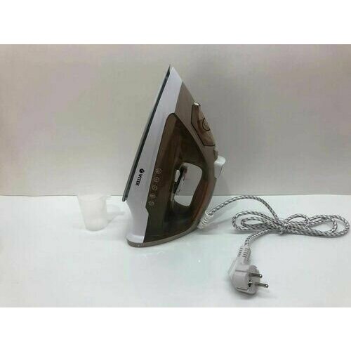 Утюг с керамической подошвой Паровой утюг с мощностью 2000Вт 270000₽