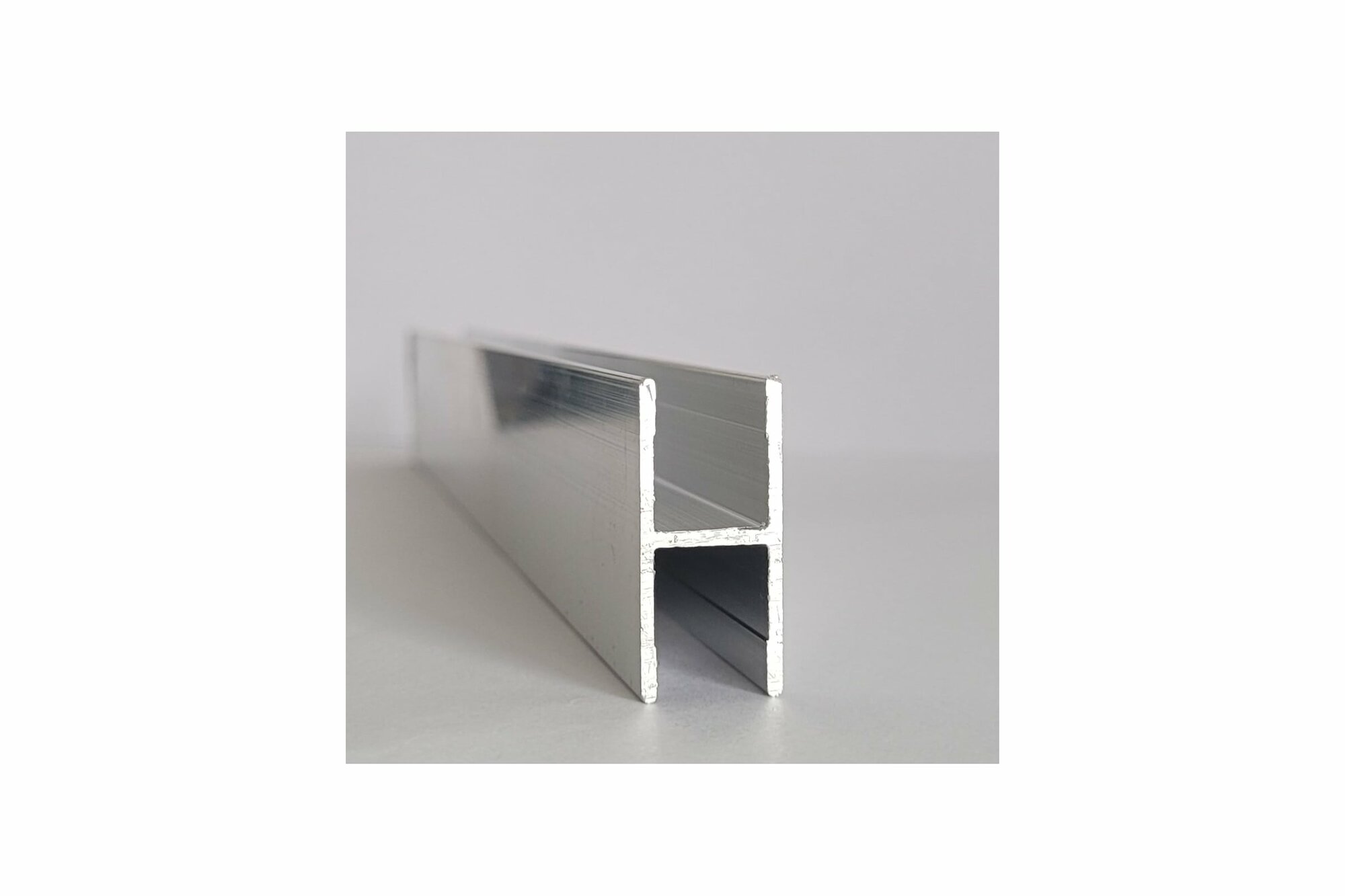 фото Сотка Комплект профилей соединительных для грядок 8мм 2шт PROF H_0528