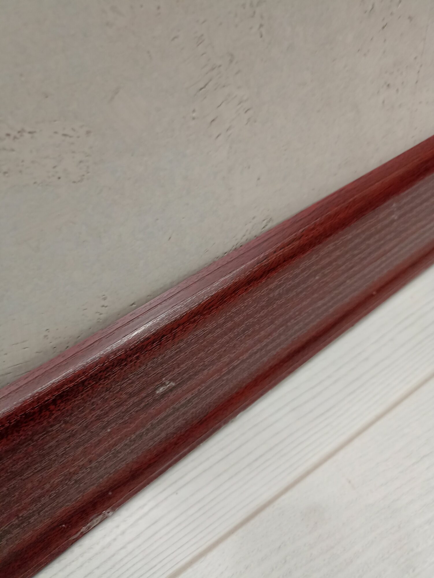 фото Плинтус напольный пластиковый Идеал "Дуб имперский" 1,25 м, высота 85 мм, 8 штук.