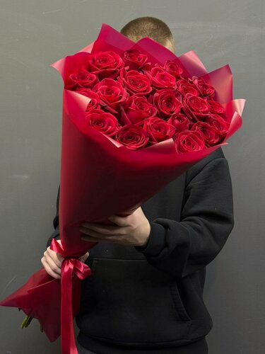 Изображение товара Букет метровые Розы, 21 роза / Длинные (Гигантские) Розы / Доставка Цветов / 21 роза, 100 см (1 метр), высокие