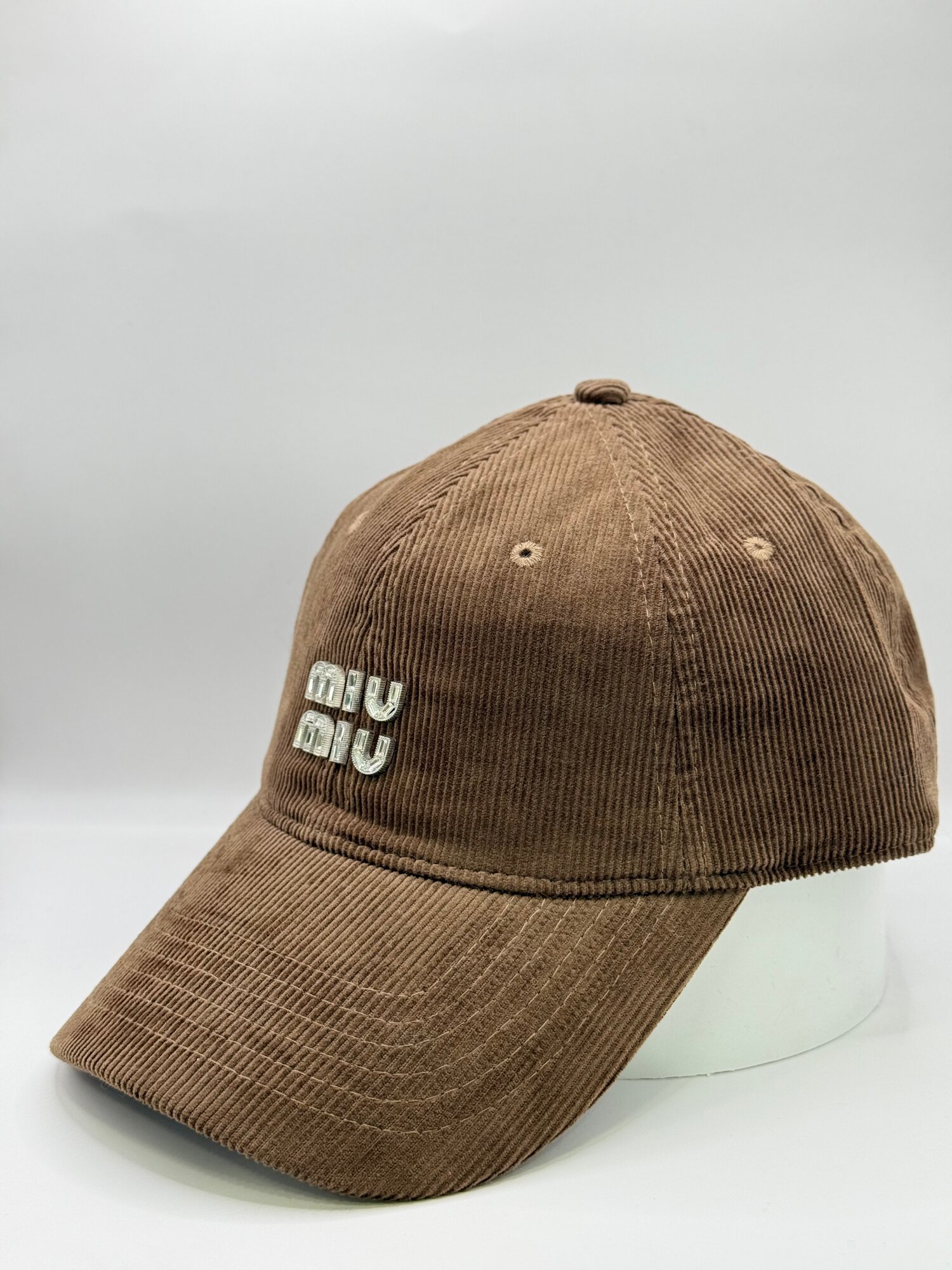 Кепка Miu Miu кепка однотонная для женщин, размер 58 ( универсальный ), коричневый — фото 1