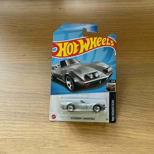 Hot Wheels '72 STINGRAY' CONVERTIBLE