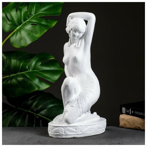 Фигура Купальщица белый 13х20х37см статуэтка фортуна богиня удачи 18 см гипс цвет белый