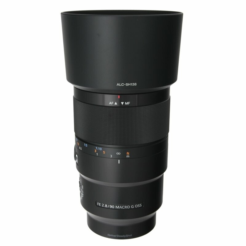 Объектив Sony FE 90mm f/28 Macro G OSS (SEL90M28G)