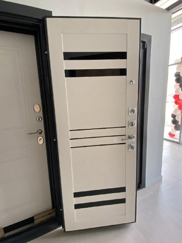 Дверь входная металлическая "Горизонталь" 960*2050 мм (левая) - фотография № 3