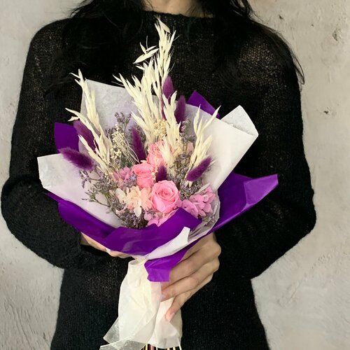 Букет из сухоцветов фиолет
