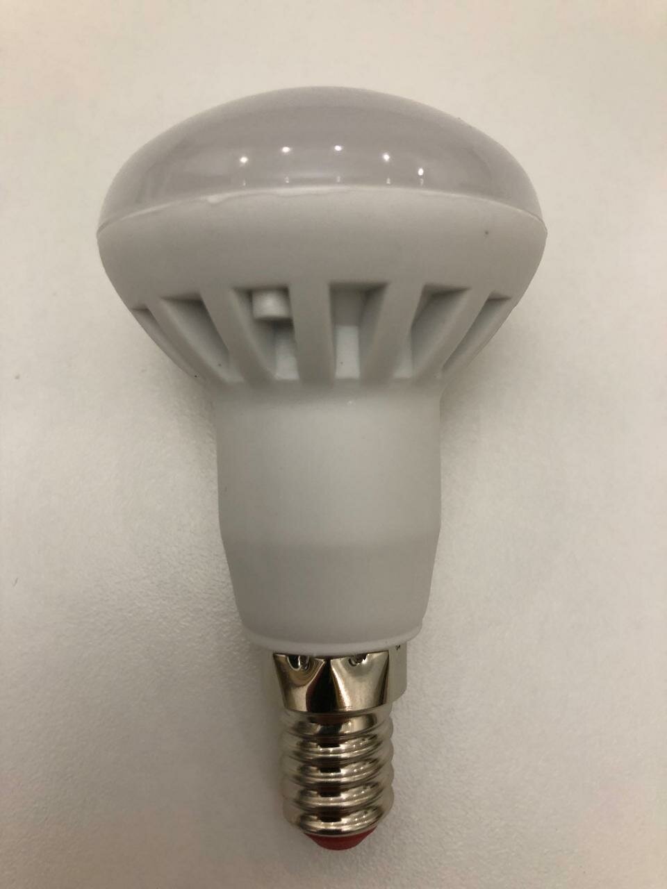 Лампа светодиодная R50 