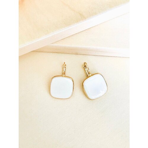 Серьги пусеты Jasmine House белый 700₽