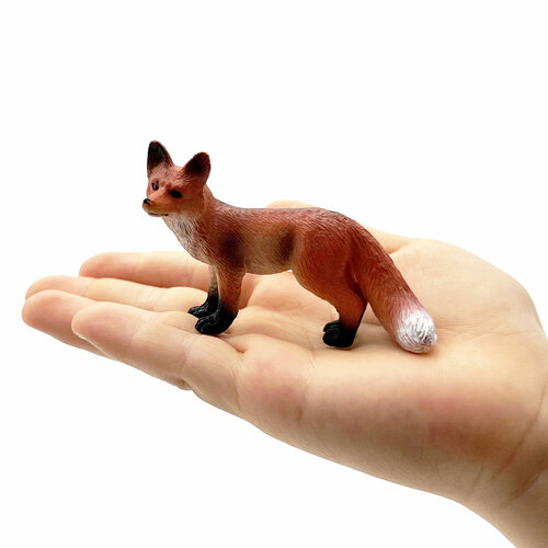 Фигурка- Лиса рыжая стоит 149₽